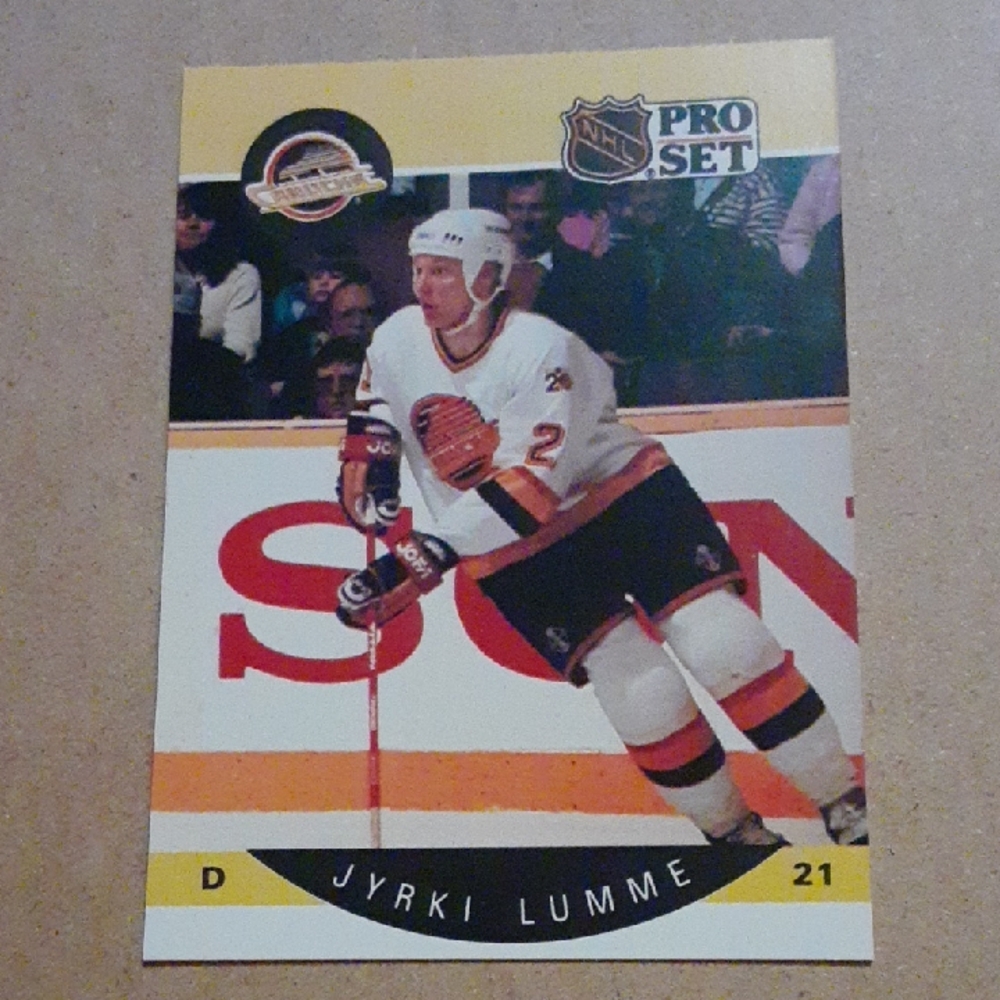 NHL Pro Set Jyrki Lumme Hockey Rookie Card
